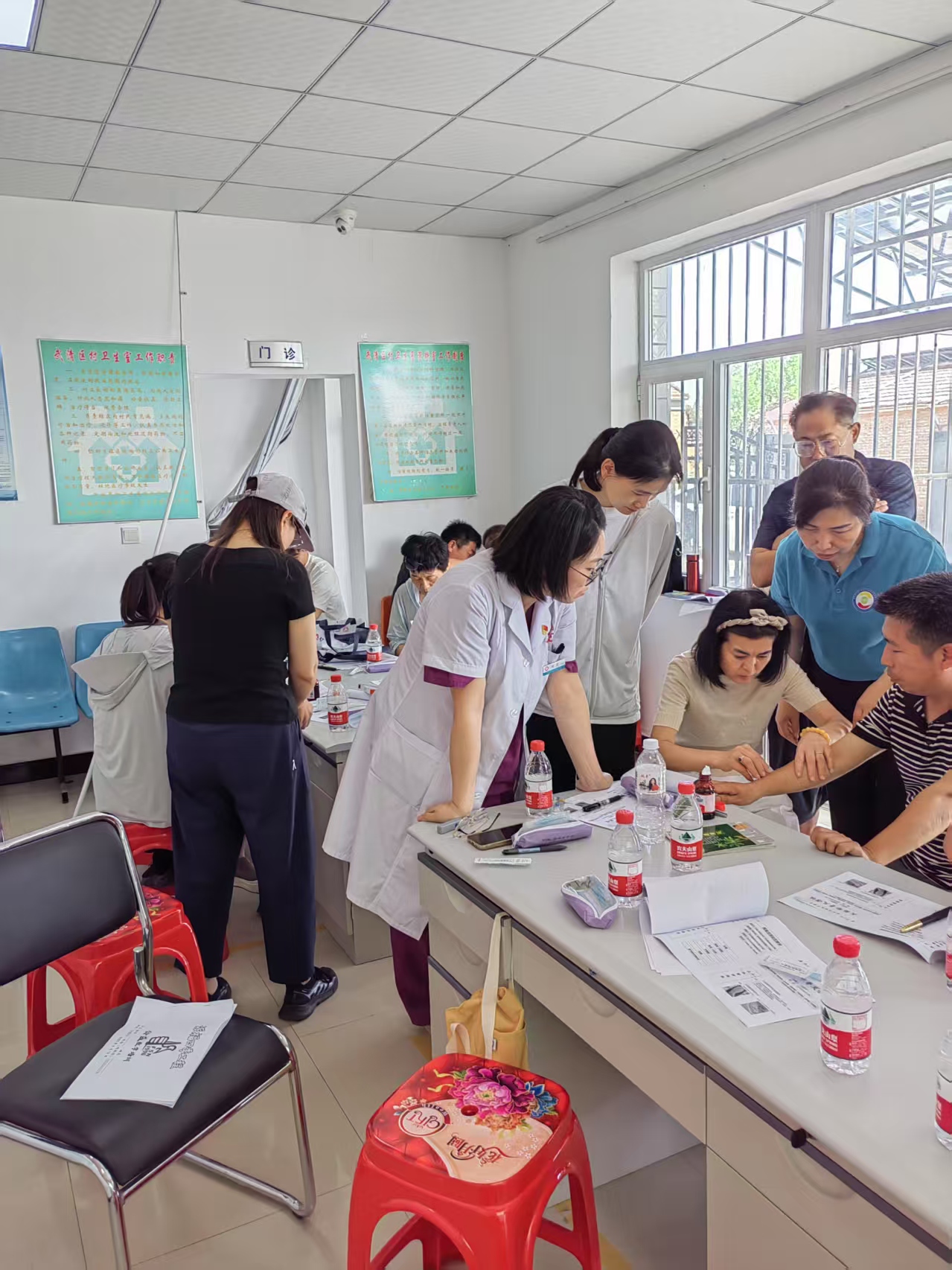 刘顺华讲课2.jpg